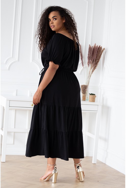 czarna sukienka duże rozmiary