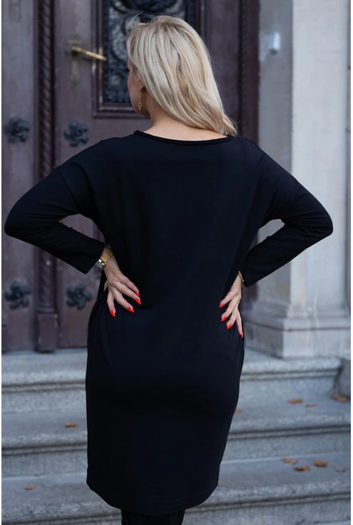 Czarna sukienka z kieszeniami - wzór z misiem - KARINE