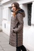 Ciepły, zimowy karmelowy płaszcz z wzorem - SELENA
