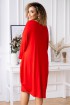 Czerwona sukienka z ozdobnymi kółkami - Vogue