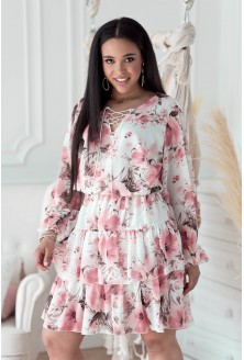 Kremowa sukienka w pudrowe kwiaty