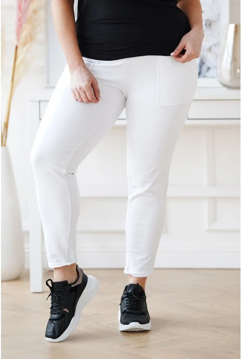 białe spodnie dresowe Vansi