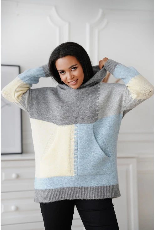 Szary sweterek z łatkami plus size