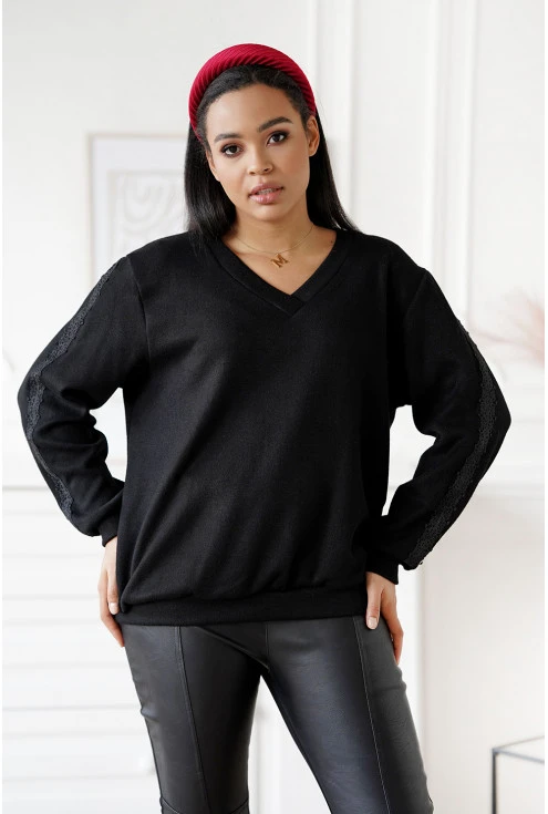 czarny sweterek z dekoltem v - duże rozmiary