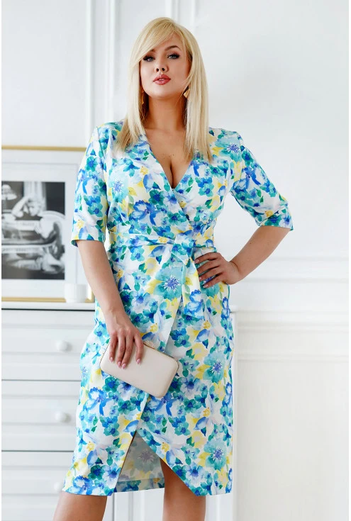 Kremowa sukienka plus size w kolorowe kwiaty - Venezia