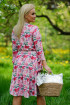 Pudrowa rozkloszowana sukienka w kwiatowy wzór - Agathe
