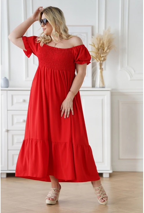 Czerwona długa sukienka hiszpanka