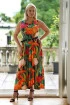 Czarna sukienka maxi w pomarańczowe kwiaty - Tessi