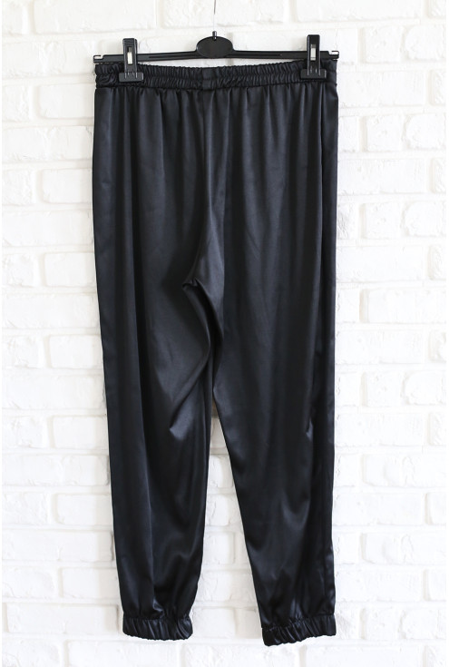 czarne satynowe spodnie w dużych rozmiarach