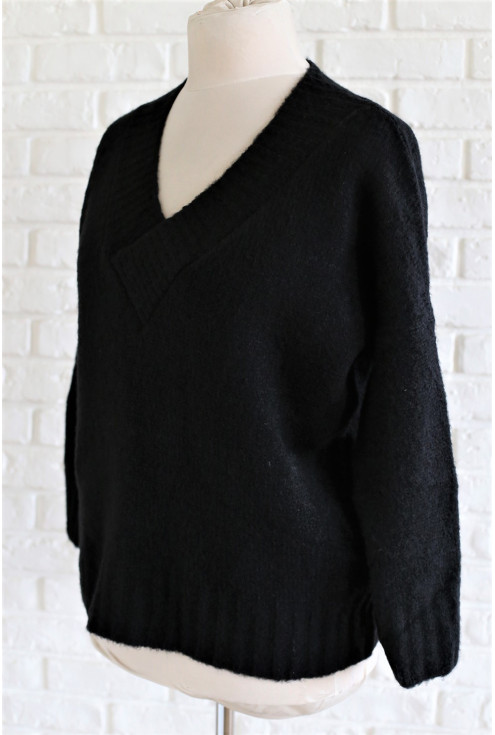 czarny ciepły sweter plus size