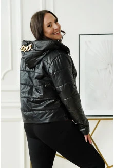 Czarna krótka kurtka z łańcuchem na kapturze - Adriena