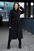 Czarny buklowy płaszcz oversize z paskiem - Seleni