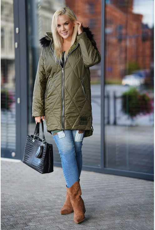 modna pikowana zimowa kurtka dostępna do kupienia w dużych rozmiarach