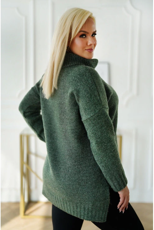 Tył ciemnozielonego sweterka w sklepie XL-ka.pl