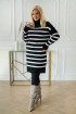 Czarno-biały długi sweterek z golfem - wzór w poziome paski - Violette
