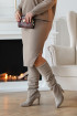 Prążkowany komplet damski (bluzka i spódnica) w kolorze latte - Daria