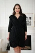 Czarna błyszcząca sukienka z drapowaniem materiału i poduszkami na ramionach - Vicky II