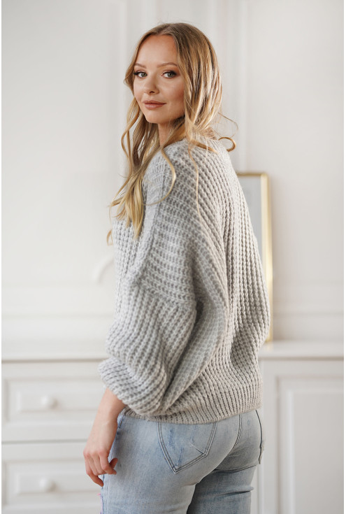 sweter xxl z modnym dekoltem V