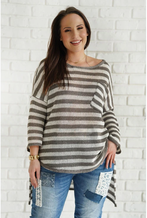 Sweter plus size z dłuższym tyłem