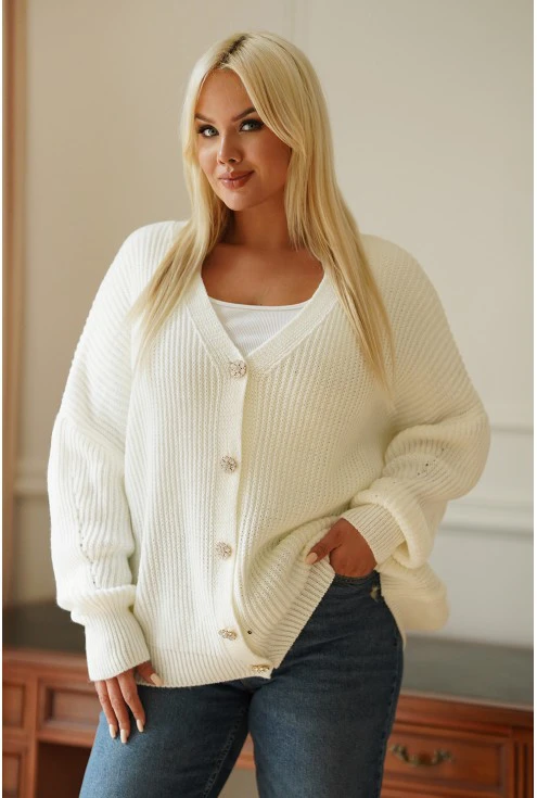 Śmietankowy sweter na efektowne guziki XL-ka