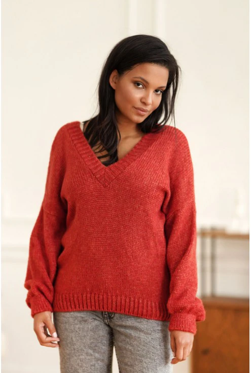 Czerwony sweter z dekoltem V Monasou