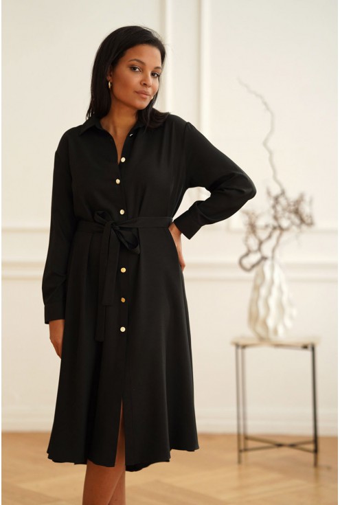czarna elegancka sukienka monasou