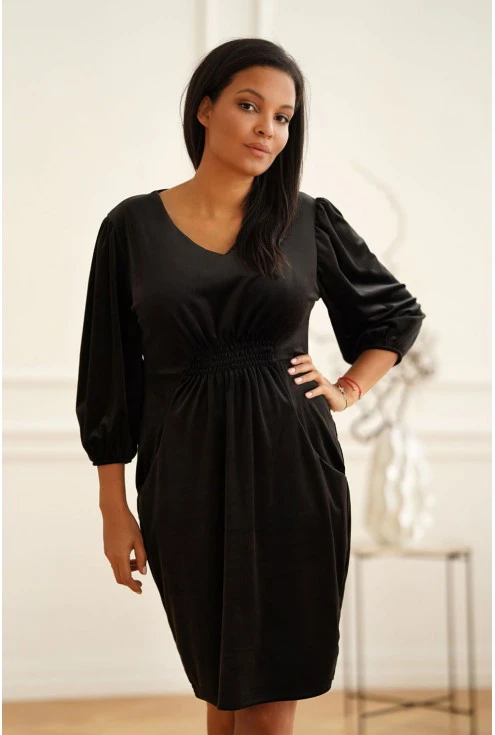 Czarna sukienka welurowa duże rozmiary Monasou