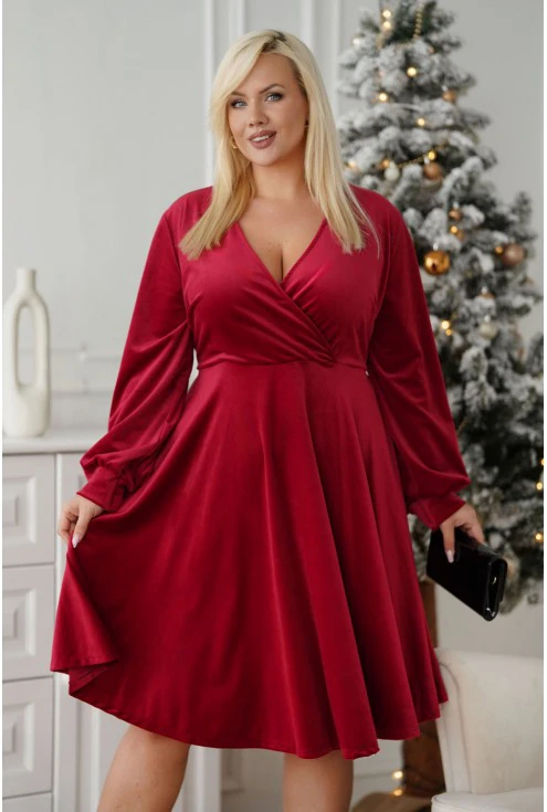 Modna czerwona sukienka duże rozmiary Monasou