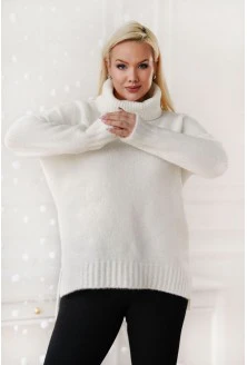 Śmietankowy ciepły sweter-tunika z golfem ze ściągaczem - LESCA