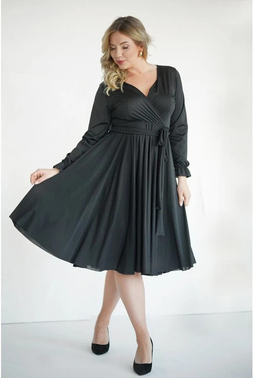 elegancka czarna sukienka z lejącego materiału w czerni marleen II
