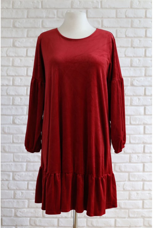Czerwona welurowa sukienka z bufiastym rękawem