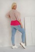Pudrowy sweter z neonowym różowym dołem - Duo