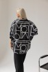Czarna bluzka kimono w biały geometryczny wzór - Mariette