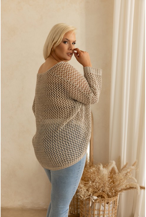 bezowy modny sweterek idealny na wiosne duze rozmiary monasou