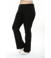 Czarne jeansy plus size z rozszerzaną nogawką - Majlen