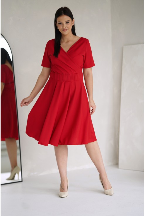 Czerwona sukienka rozkloszowana plus size monasou