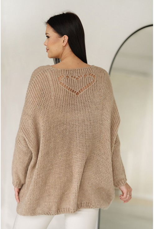 Beżowy sweterek oversize z serduszkiem xxl xxxl plus size Monasou