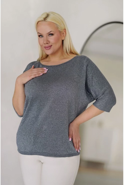 Gołębi sweterek oversize ze srebrną nitką plus size dla kobiet Monasou.pl