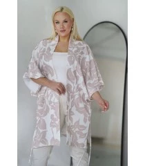 Beżowo-biała narzutka kimono plus size w kwiaty - Sakura