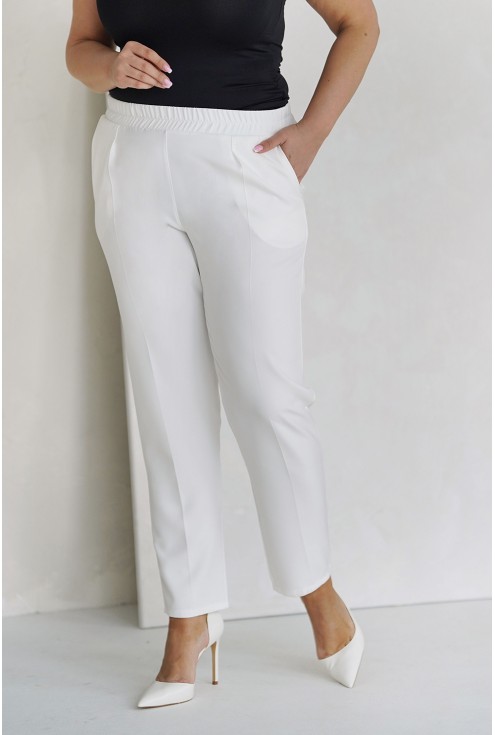 Kremowo-białe spodnie plus size z prostą nogawką xxl monasou