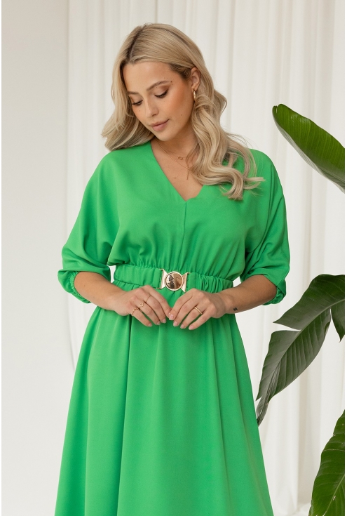 Zielona sukienka w dużych rozmiarach monasou