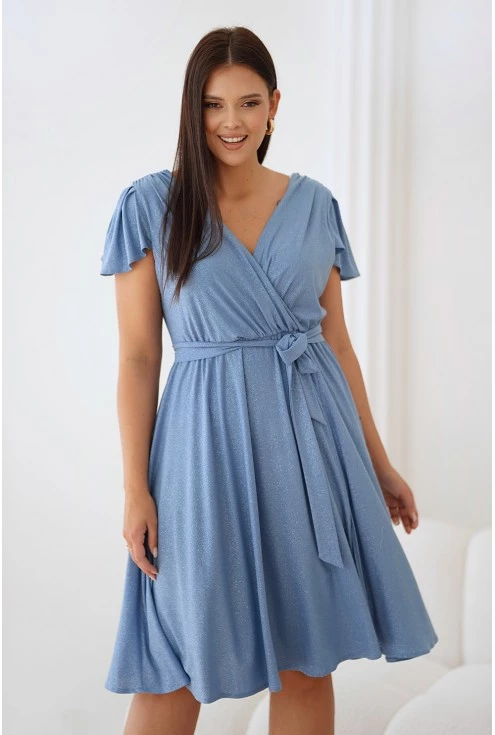 niebieska sukienka xxl monasou rozkloszowana błyszcząca