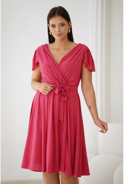 Różowa rozkloszowana sukienka w dużych rozmiarach monasou