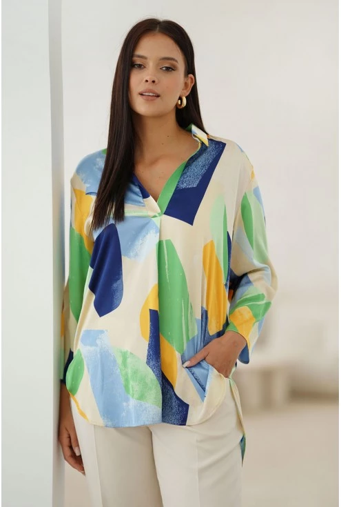 Luźna koszula w kolorowy wzór z kolekcji plus size Monasou